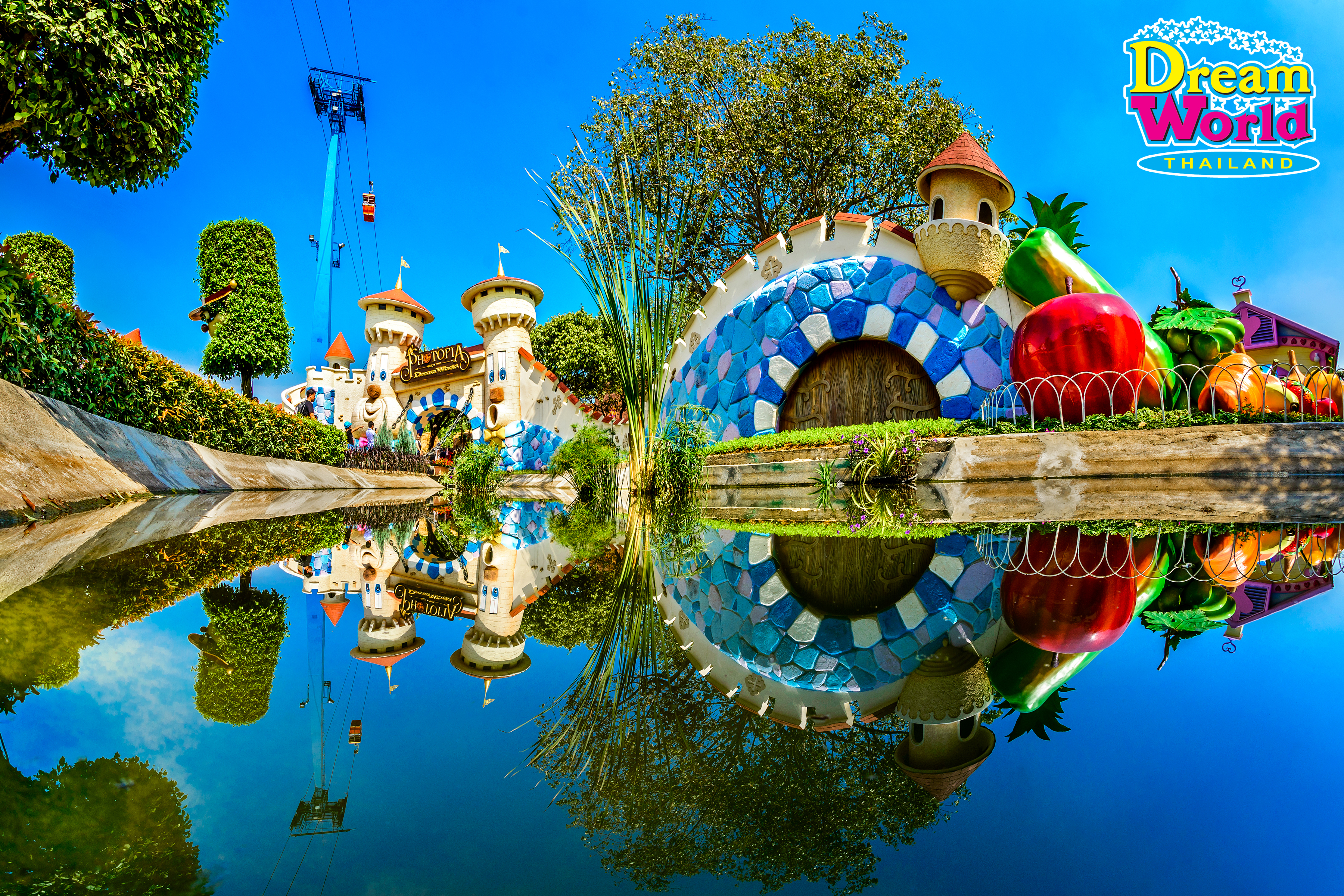 120+ Dream World Bangkok Stock Photos, Pictures & Royalty-Free Images -  iStock
